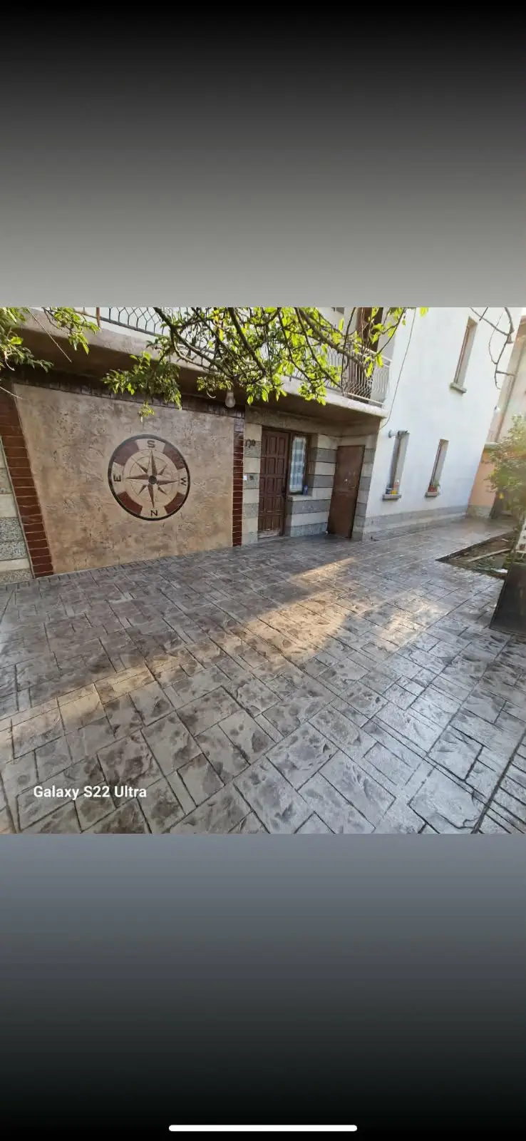 Здрава външна настилка за двор, алея или паркинг