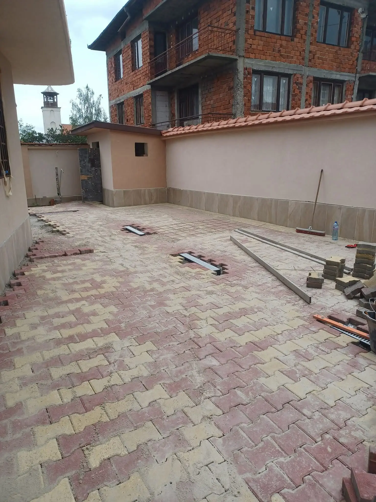 Подова настилка с чист индустриален завършек